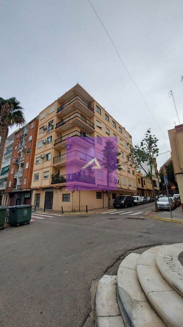 3 sypialnia Mieszkanie na sprzedaż w Manises - 150 000 € (Ref: 9412526)