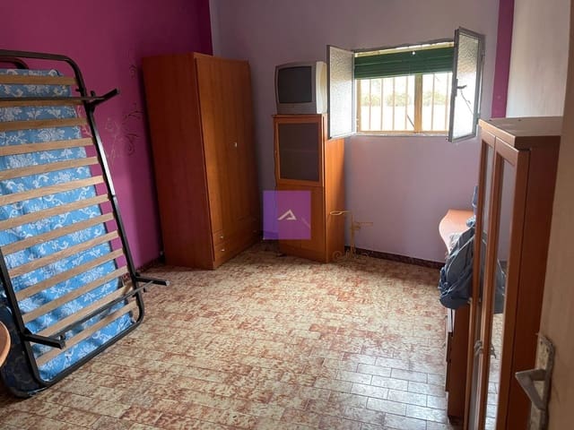 Finca/Casa Rural de 4 habitaciones en Alzira en venta con garaje - 125.000 € (Ref: 9412527)