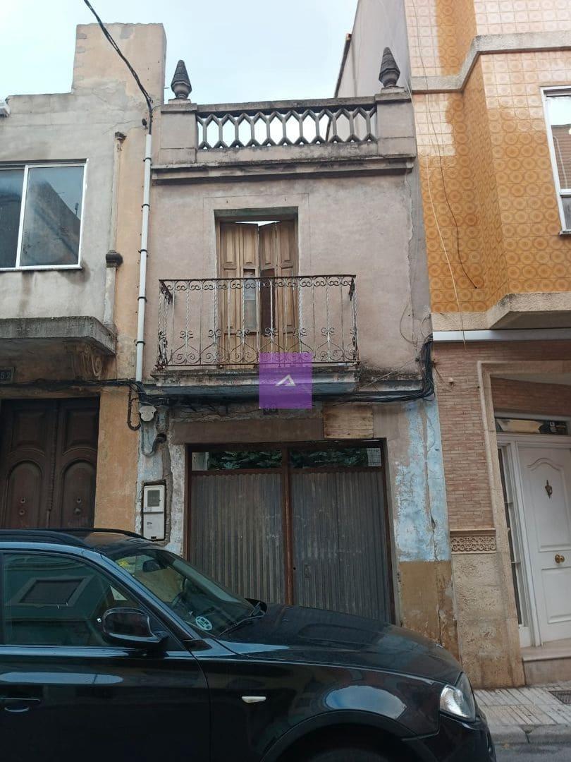 Omakotitalo myytävänä paikassa Alzira - 30 000 € (Ref: 9412528)