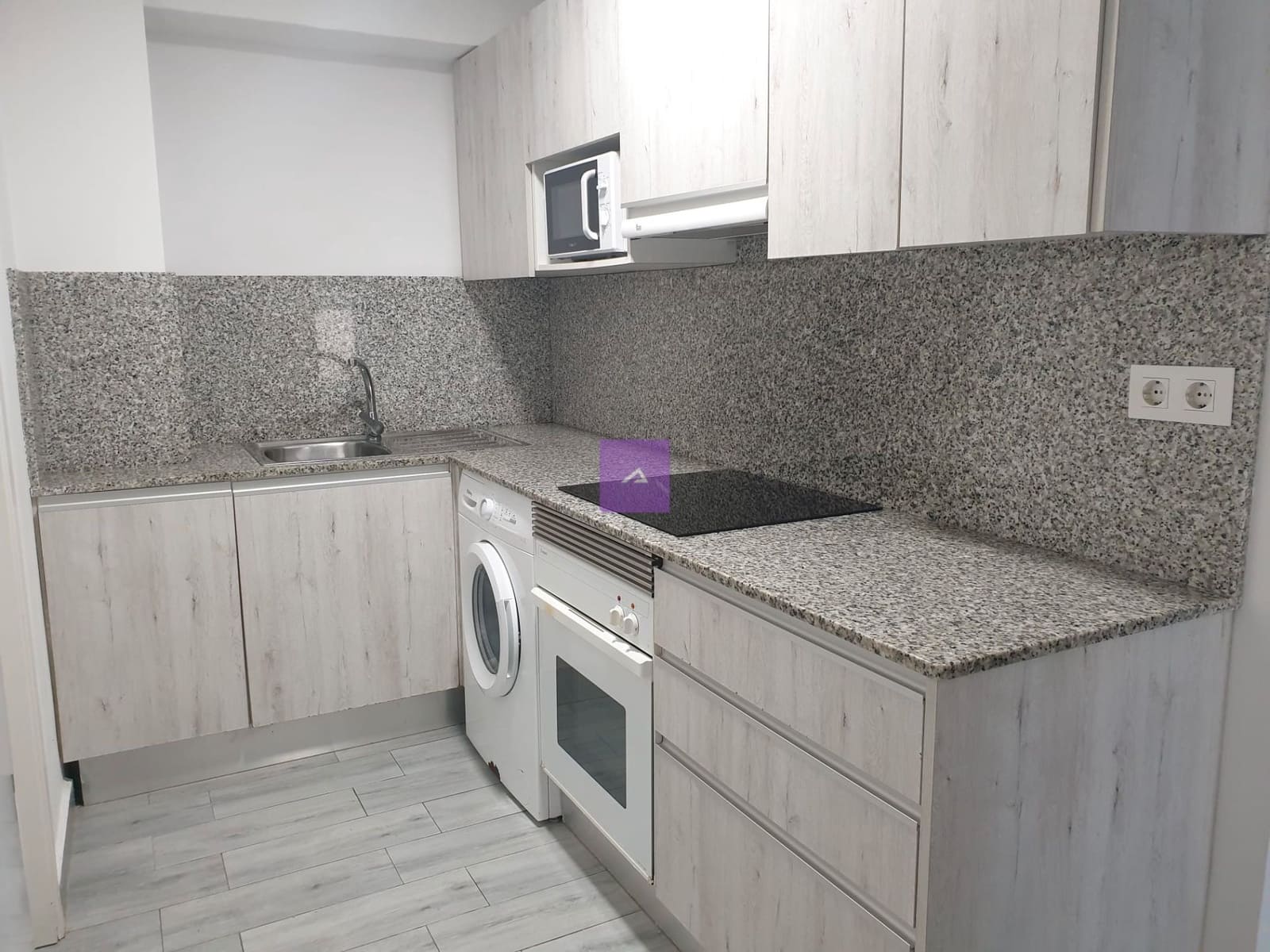 Commerciale in vendita in Gandia - 116.000 € (Rif: 9412531)