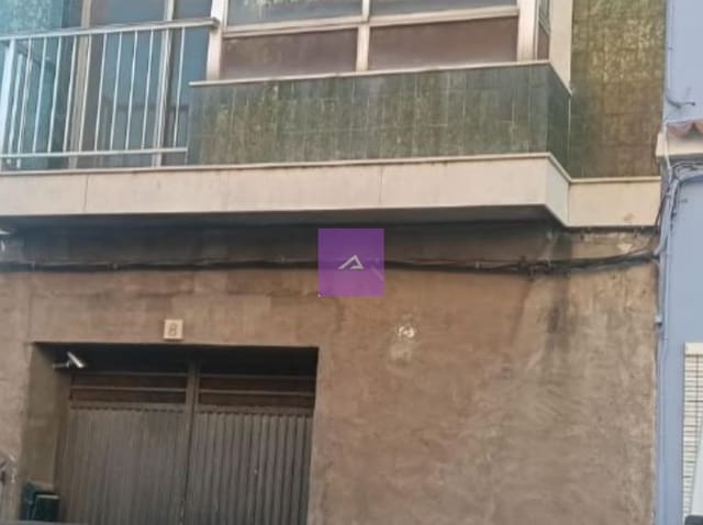 3 camera da letto Casa in vendita in Riola con garage - 90.000 € (Rif: 9428727)