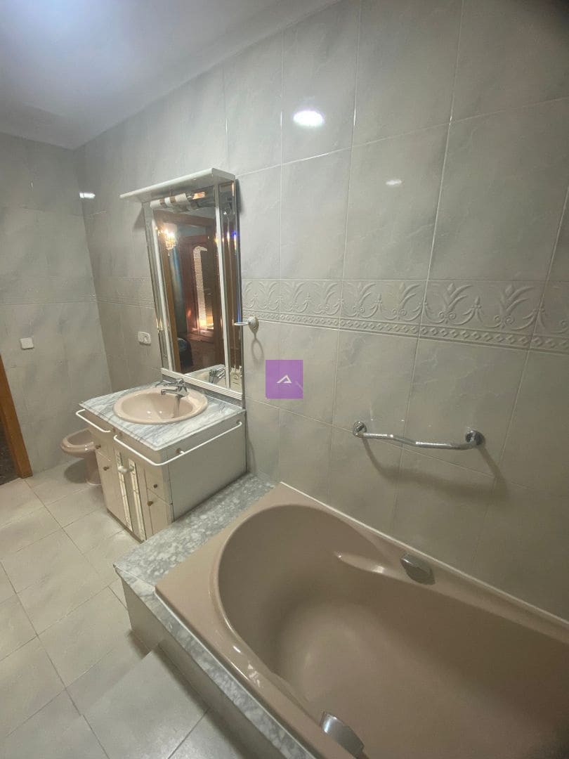 3 camera da letto Casa in vendita in Sedavi con garage - 340.000 € (Rif: 9432874)