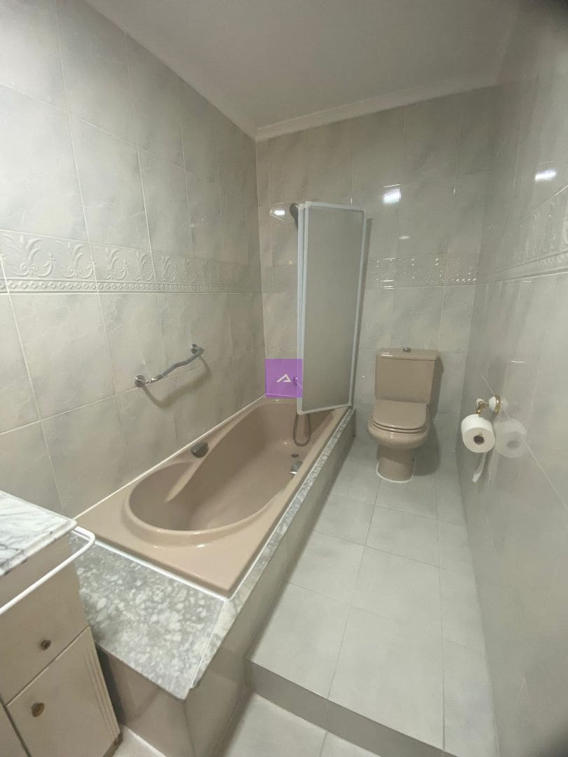 3 camera da letto Casa in vendita in Sedavi con garage - 340.000 € (Rif: 9432874)