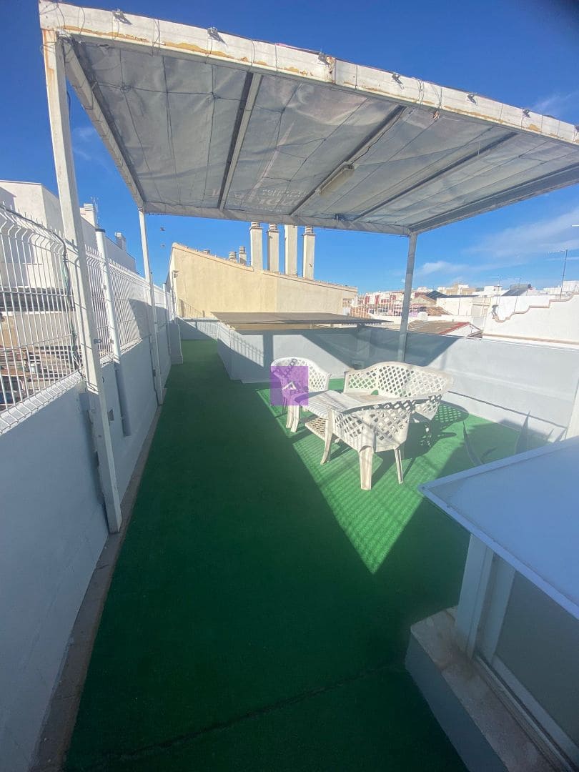 3 camera da letto Casa in vendita in Sedavi con garage - 340.000 € (Rif: 9432874)