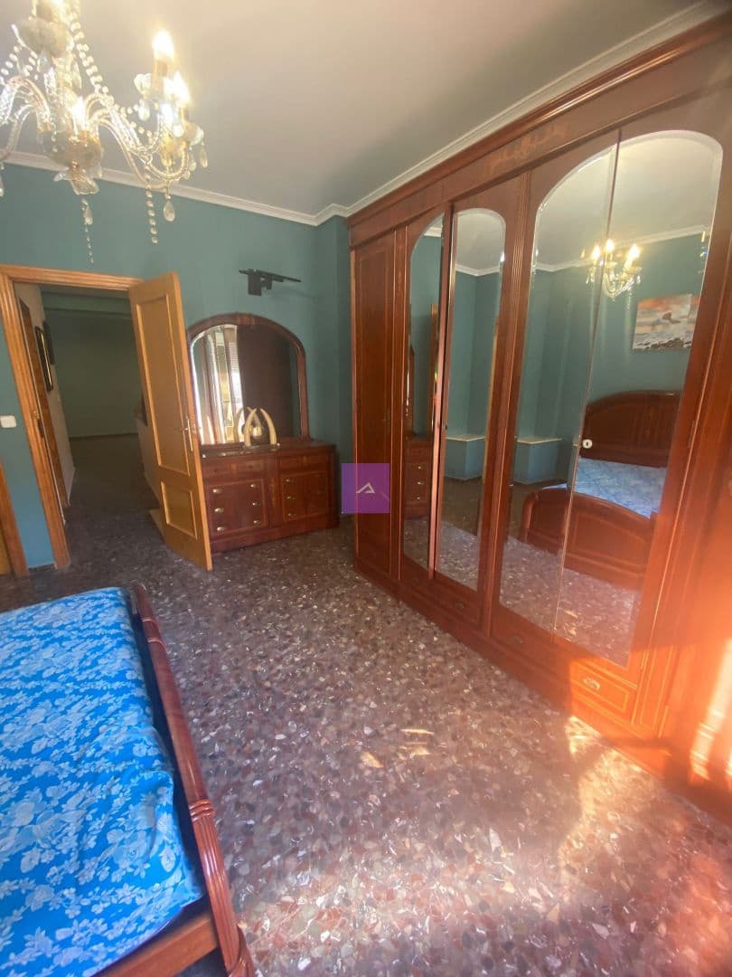3 camera da letto Casa in vendita in Sedavi con garage - 340.000 € (Rif: 9432874)