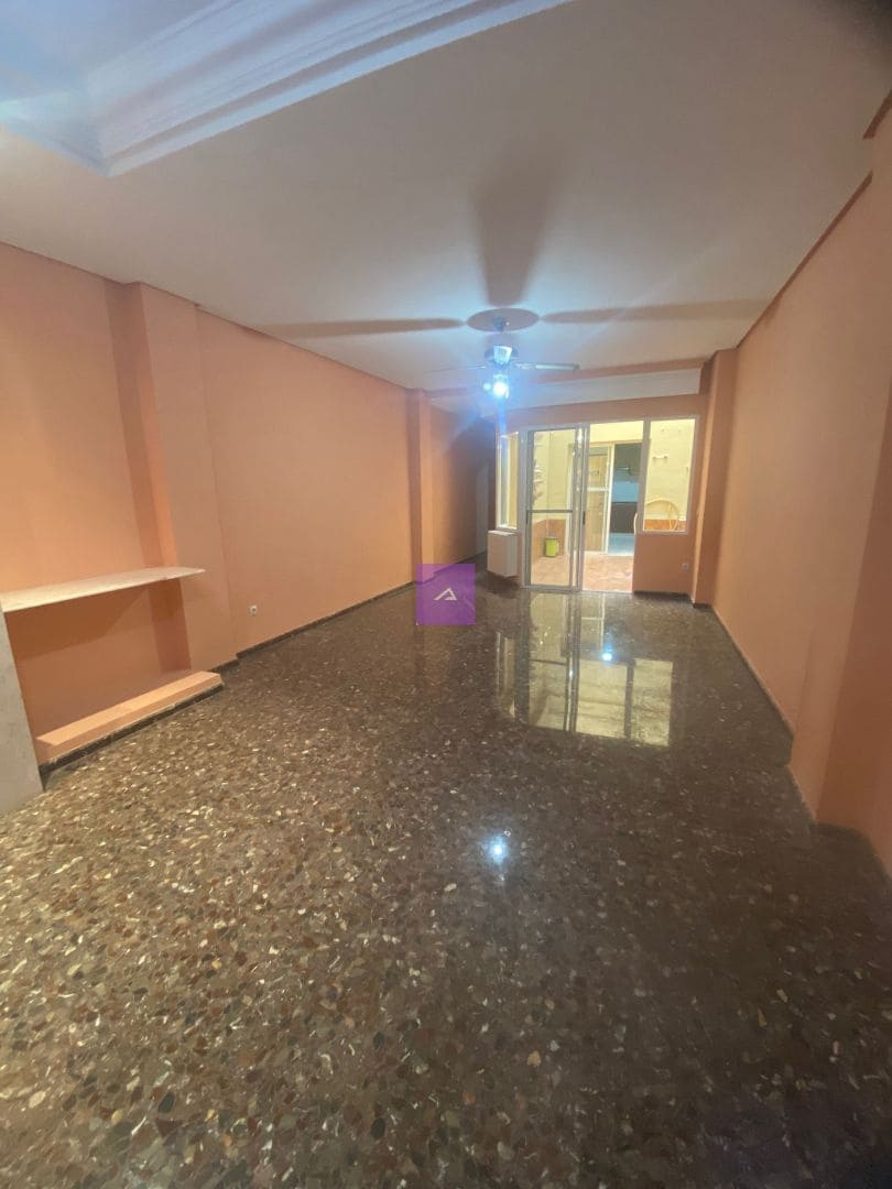 3 camera da letto Casa in vendita in Sedavi con garage - 340.000 € (Rif: 9432874)