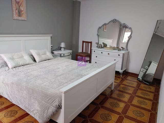 5 soverom Leilighet til salgs i L'Alcúdia - € 245 000 (Ref: 9481626)