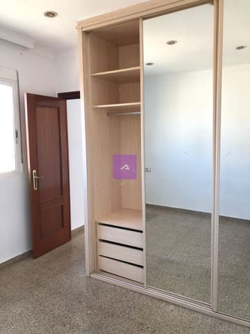 Piso de 3 habitaciones en Torrent en venta - 180.000 € (Ref: 9491914)