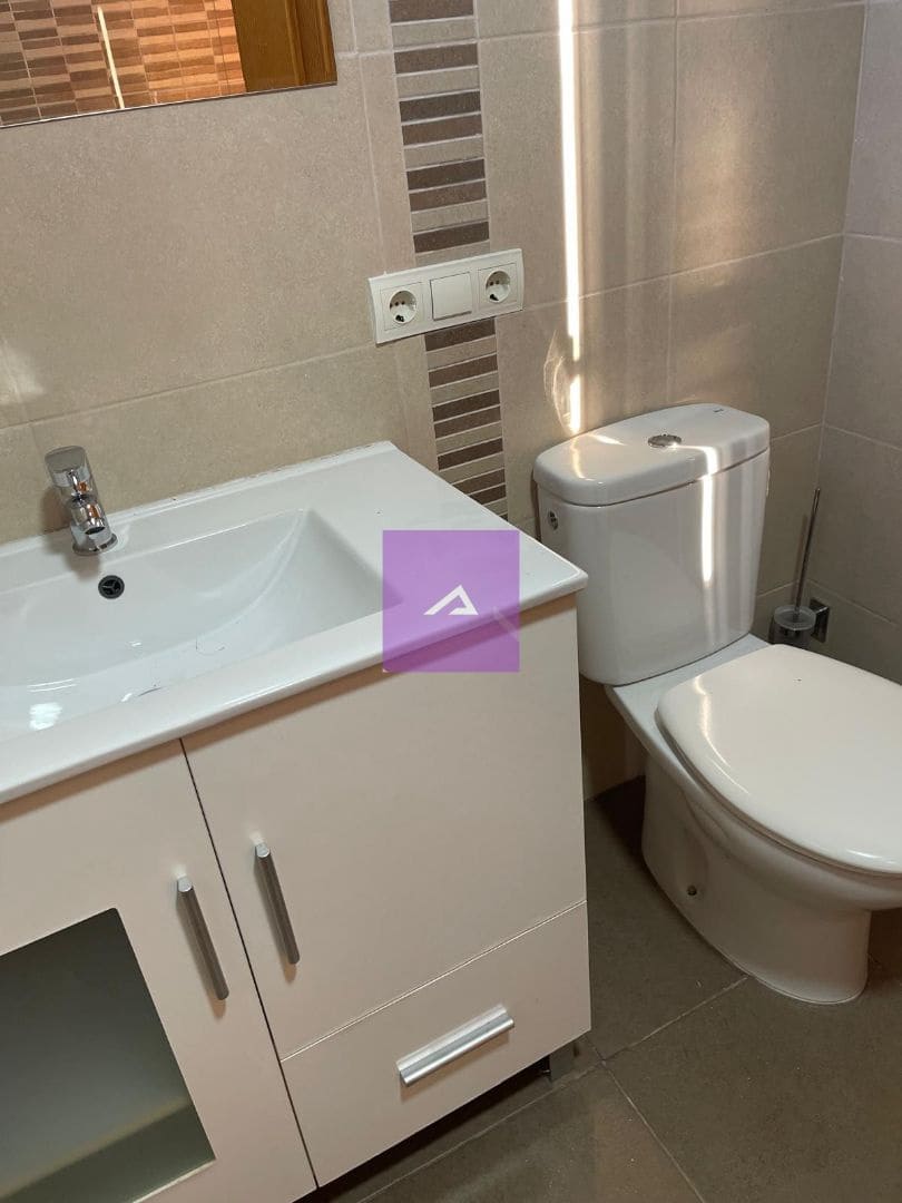 4 bedroom Villa for rent in Picassent with pool garage - € 2,000 (Ref: 9500404)