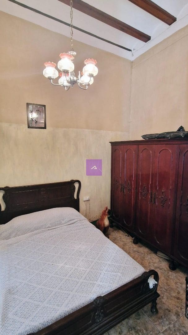 4 bedroom Townhouse for sale in Massanassa - € 195,000 (Ref: 9500635)