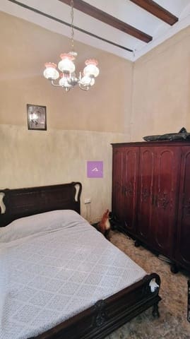 Casa de 4 habitaciones en Massanassa en venta - 195.000 € (Ref: 9500635)