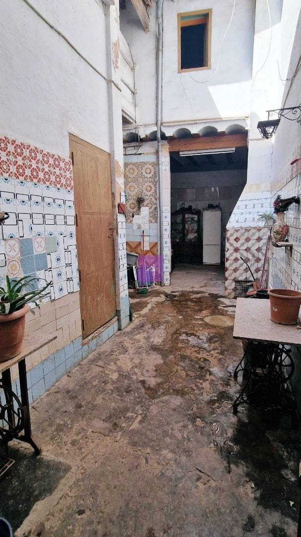 4 bedroom Townhouse for sale in Massanassa - € 195,000 (Ref: 9500635)