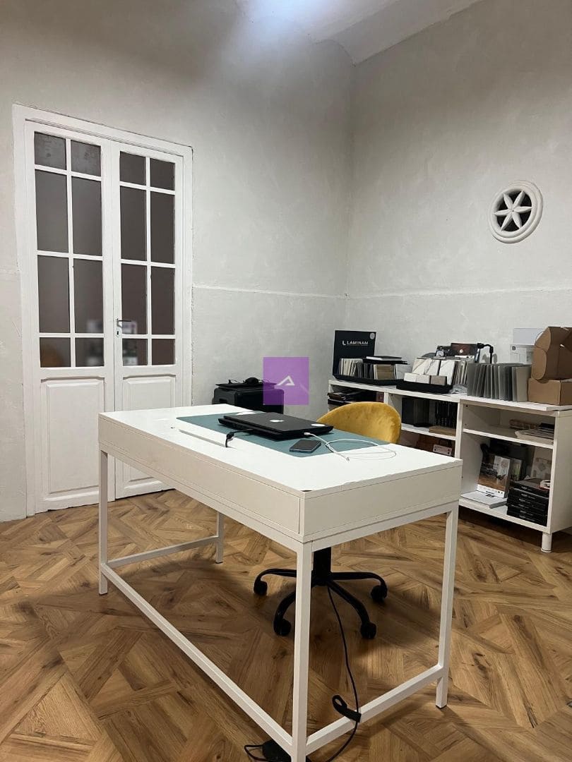 5 bedroom Townhouse for sale in Llombai - € 185,000 (Ref: 9500636)