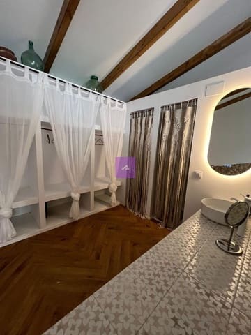 5 sovrum Hus till salu i Llombai - 185 000 € (Ref: 9500636)