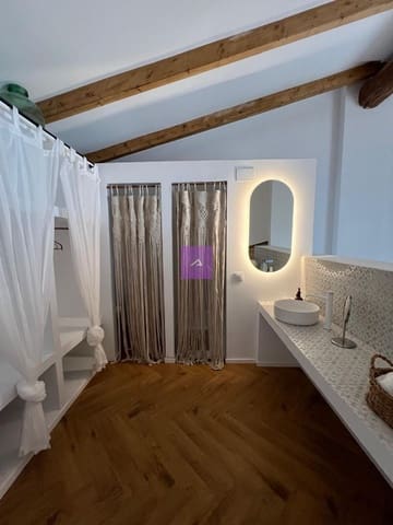 5 sovrum Hus till salu i Llombai - 185 000 € (Ref: 9500636)