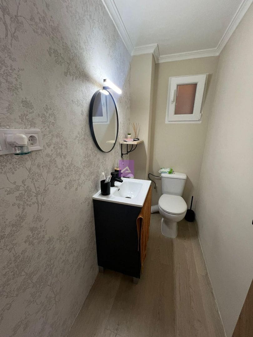 4 bedroom Flat for sale in Alcasser - € 230,000 (Ref: 9500792)