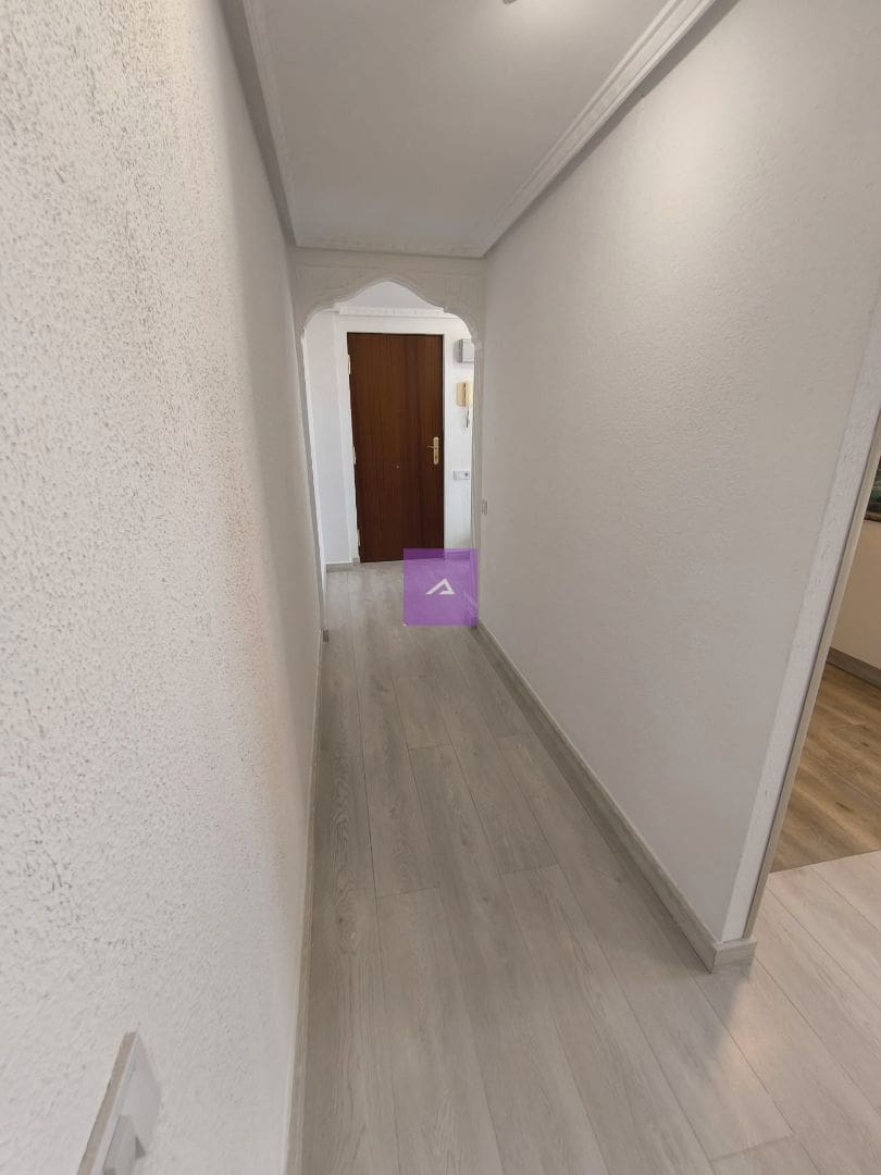 3 bedroom Flat for sale in Alginet with garage - € 172,000 (Ref: 9502950)