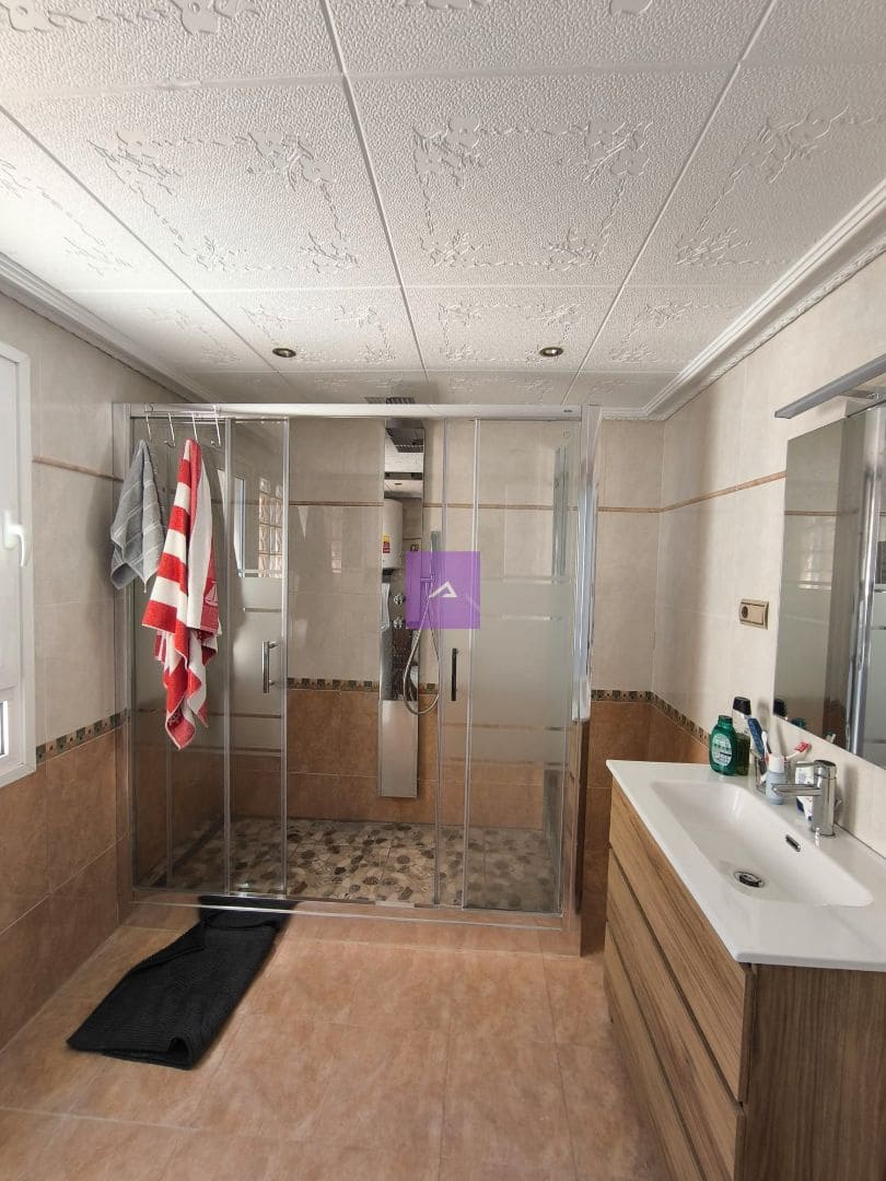 3 bedroom Flat for sale in Alginet with garage - € 172,000 (Ref: 9502950)