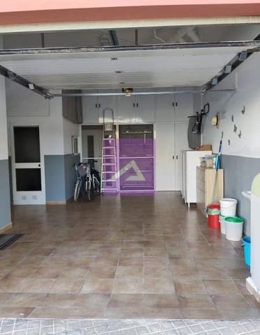 Casa de 4 habitaciones en Alberic en venta con garaje - 172.500 € (Ref: 9506651)