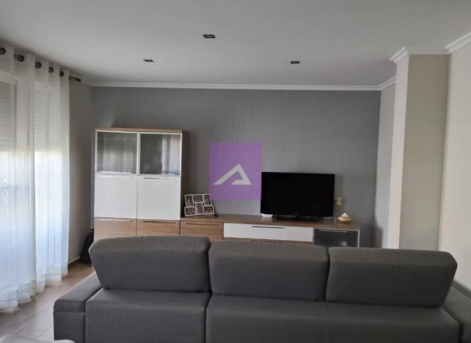 Casa de 4 habitaciones en Alberic en venta con garaje - 172.500 € (Ref: 9506651)