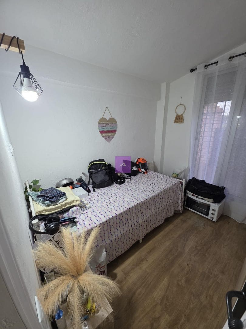 Chalet de 3 habitaciones en Godelleta en venta con piscina garaje - 215.000 € (Ref: 9510260)