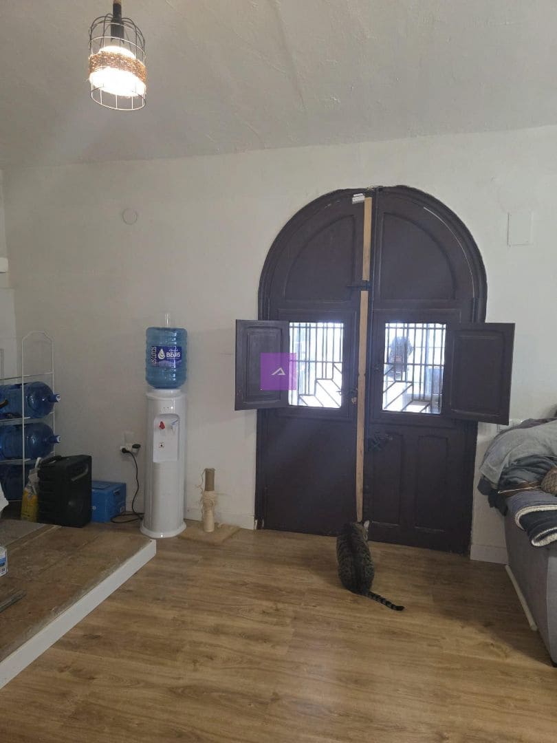 Chalet de 3 habitaciones en Godelleta en venta con piscina garaje - 215.000 € (Ref: 9510260)