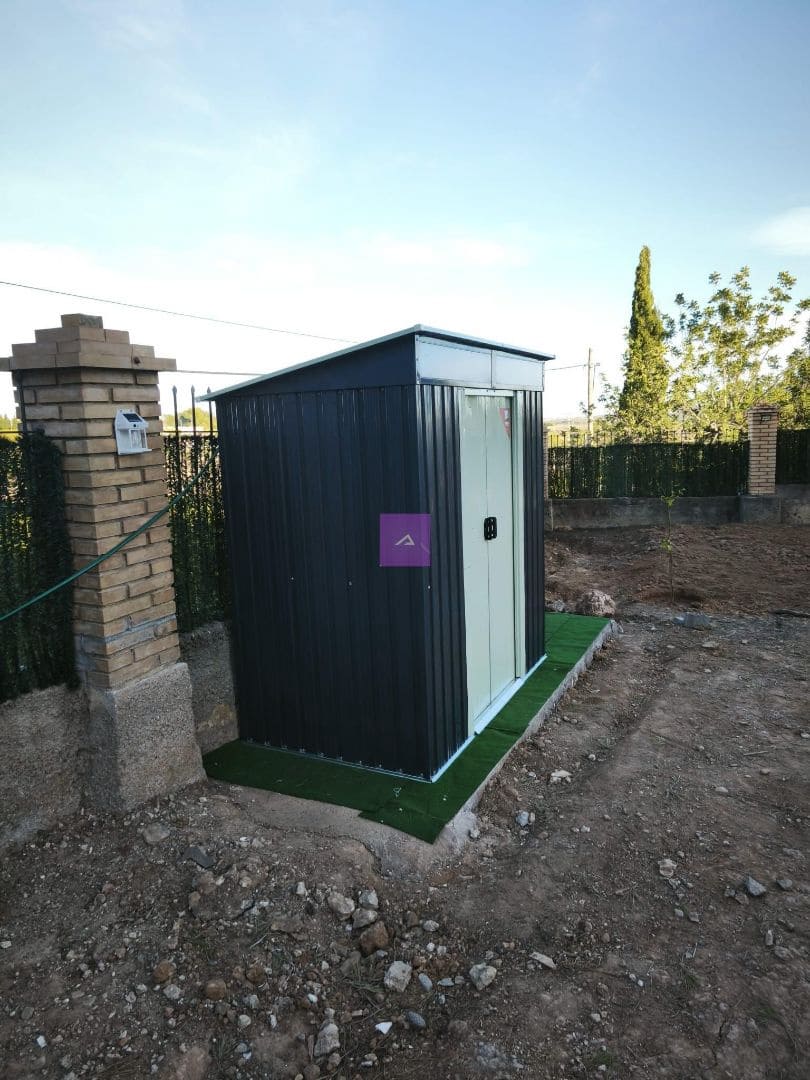 Chalet de 3 habitaciones en Godelleta en venta con piscina garaje - 215.000 € (Ref: 9510260)