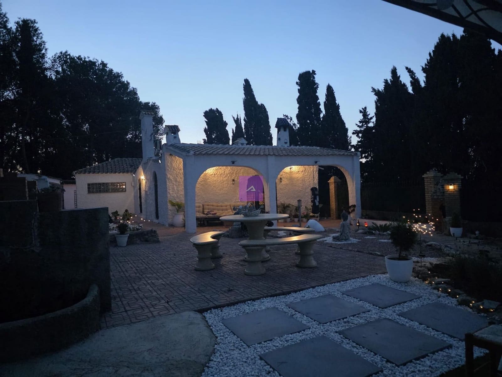 Chalet de 3 habitaciones en Godelleta en venta con piscina garaje - 215.000 € (Ref: 9510260)