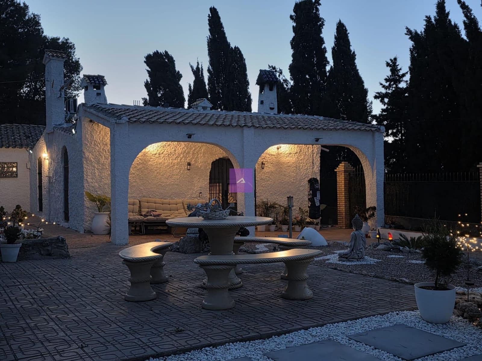 Chalet de 3 habitaciones en Godelleta en venta con piscina garaje - 215.000 € (Ref: 9510260)