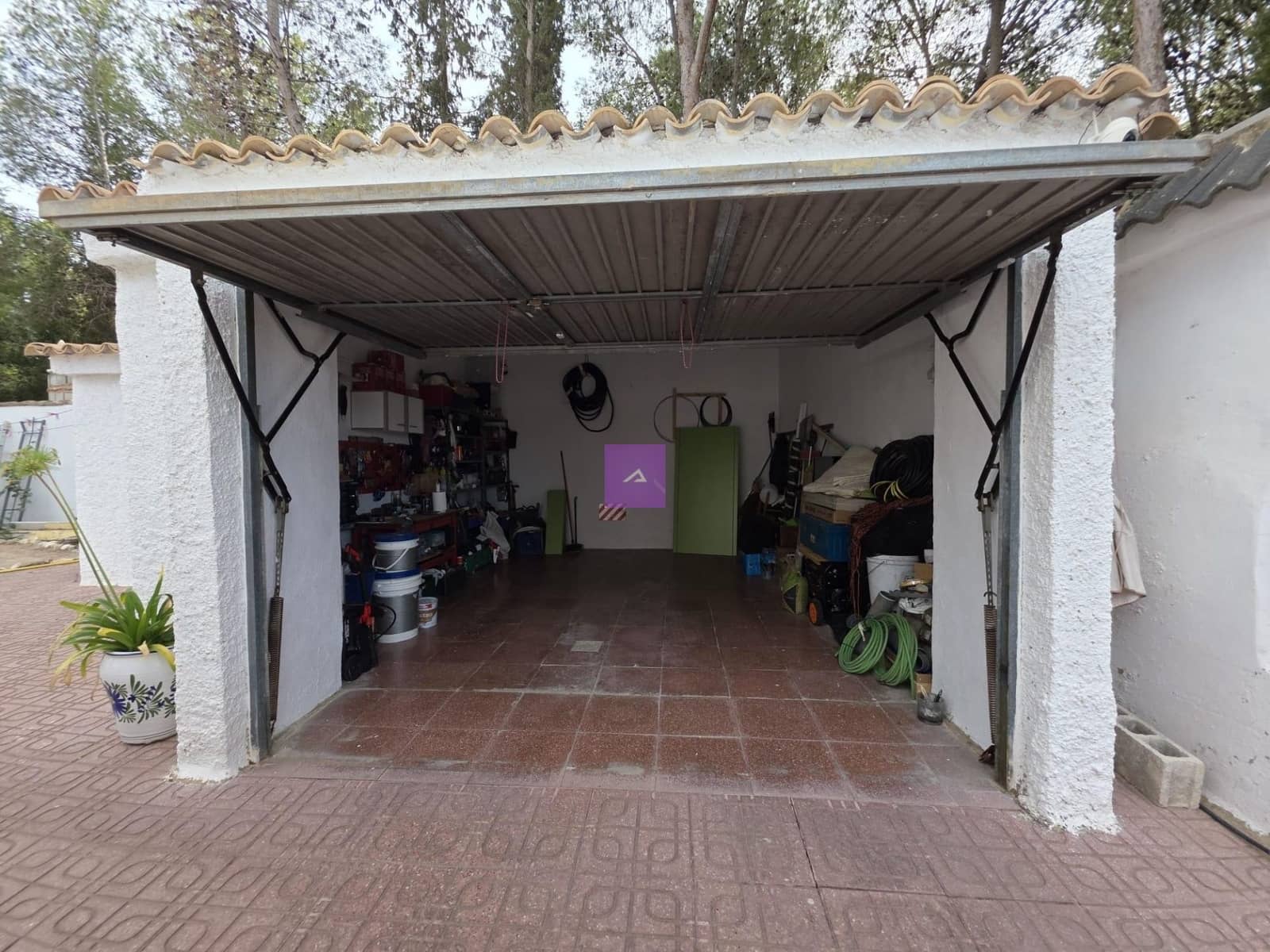 Chalet de 3 habitaciones en Godelleta en venta con piscina garaje - 215.000 € (Ref: 9510260)