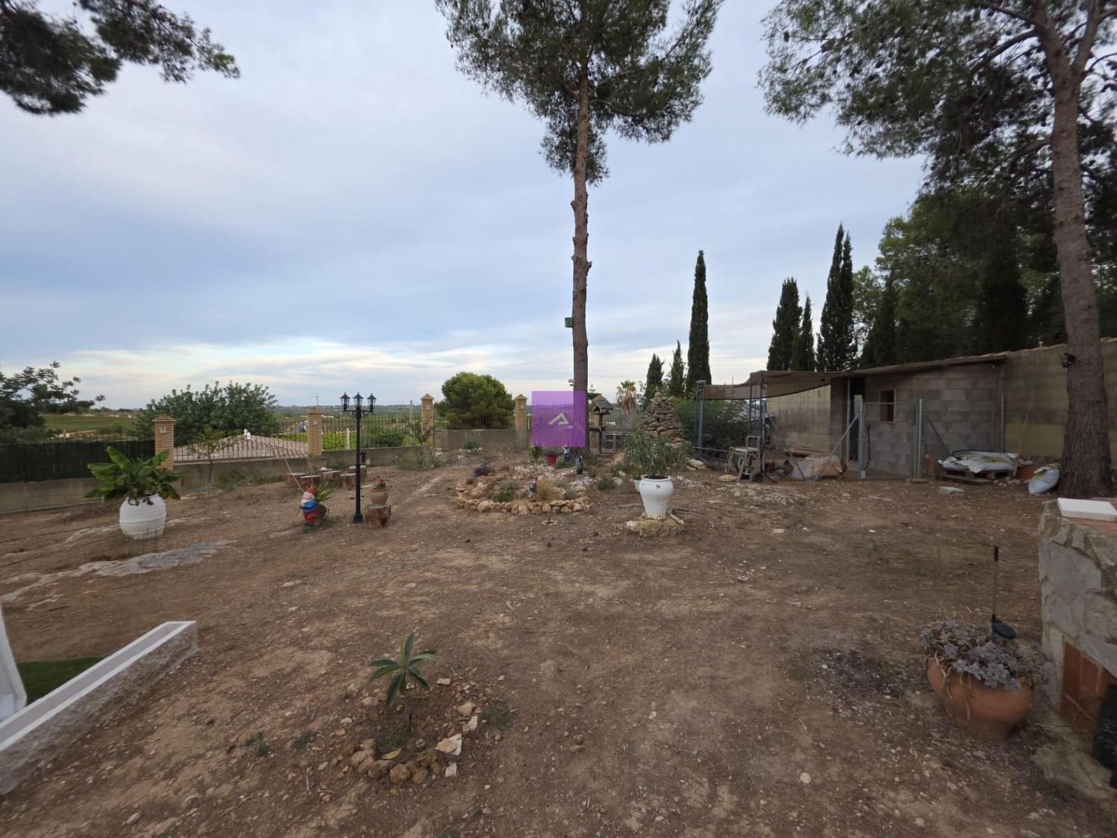 Chalet de 3 habitaciones en Godelleta en venta con piscina garaje - 215.000 € (Ref: 9510260)