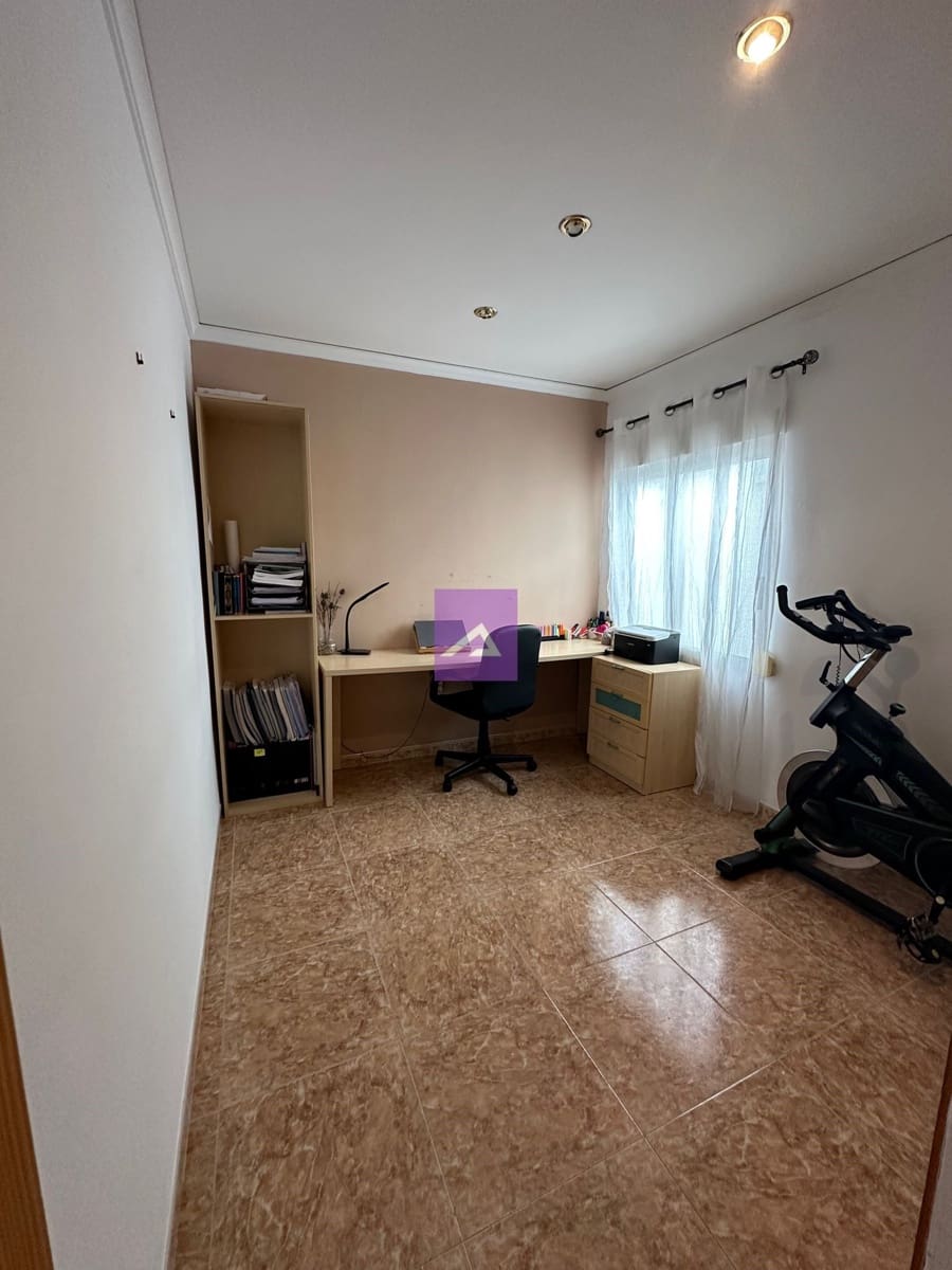 3 sovrum Lägenhet till salu i Alzira - 120 000 € (Ref: 9523648)