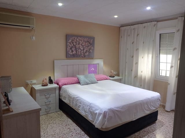 Piso de 3 habitaciones en Sueca en venta - 180.000 € (Ref: 9524936)