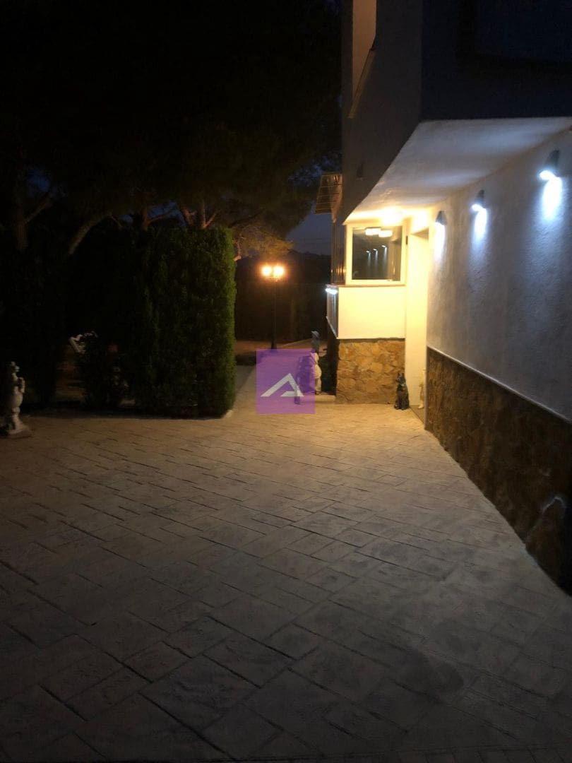 3 quarto Quinta/Casa Rural para venda em Montroy com piscina garagem - 239 000 € (Ref: 9532513)