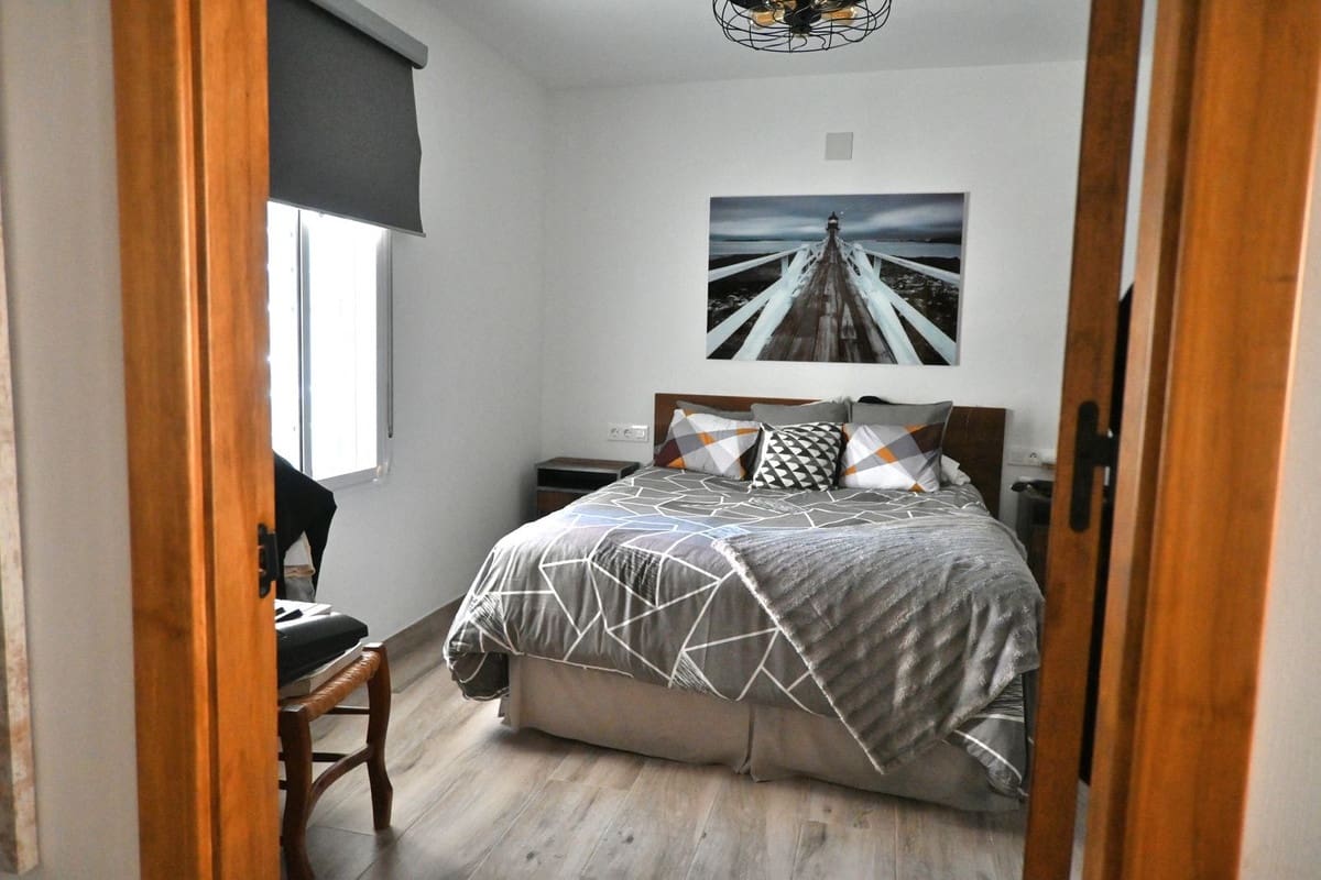 3 sovrum Lägenhet till salu i Las Lagunas de Mijas med garage - 320 000 € (Ref: 8840224)