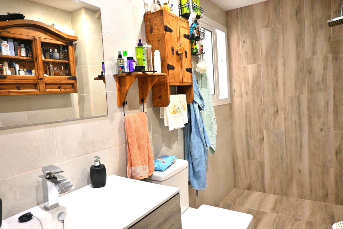 3 sovrum Lägenhet till salu i Las Lagunas de Mijas med garage - 320 000 € (Ref: 8840224)