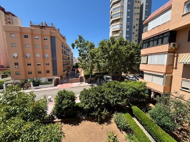 3 bedroom Apartment for holiday rental in Fuengirola with pool garage - € 1,250 (Ref: 9094479)