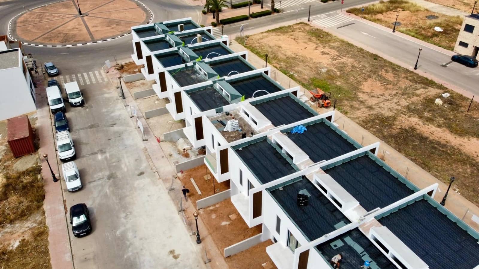 4 soveværelse Rækkehus til salg i Rafelbunyol med garage - € 385.000 (Ref: 9484055)