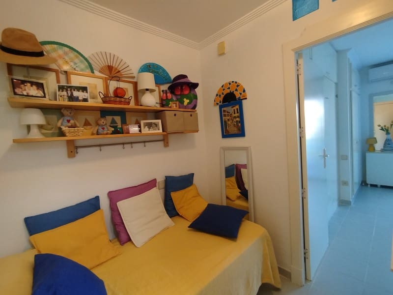 Estúdio para venda em Denia com piscina garagem - 175 000 € (Ref: 10042726)