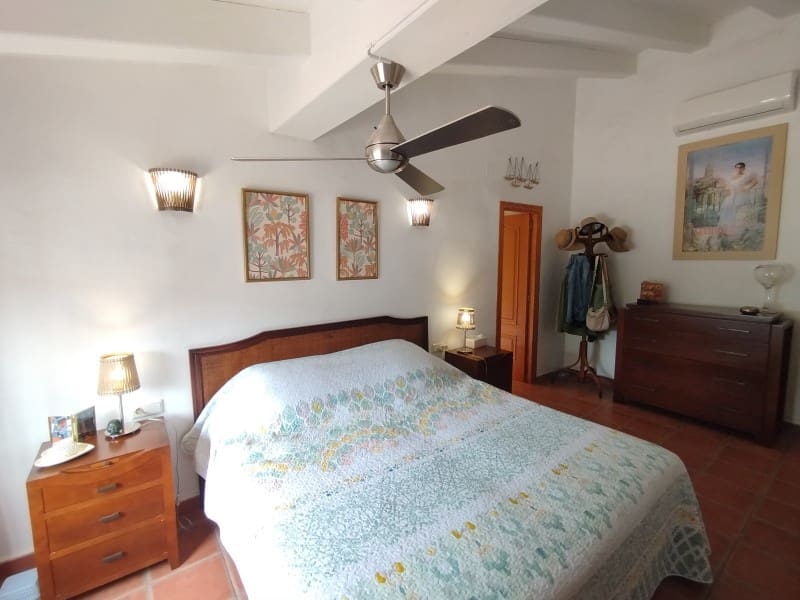 4 soverom Villa til salgs i Denia med svømmebasseng garasje - € 620 000 (Ref: 10048955)