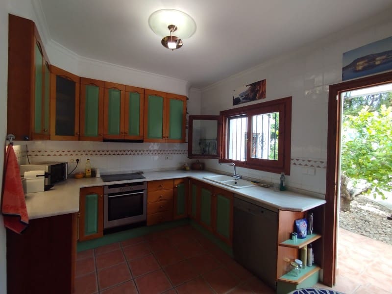 4 soverom Villa til salgs i Denia med svømmebasseng garasje - € 620 000 (Ref: 10048955)