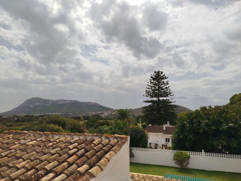 4 soverom Villa til salgs i Denia med svømmebasseng garasje - € 620 000 (Ref: 10048955)