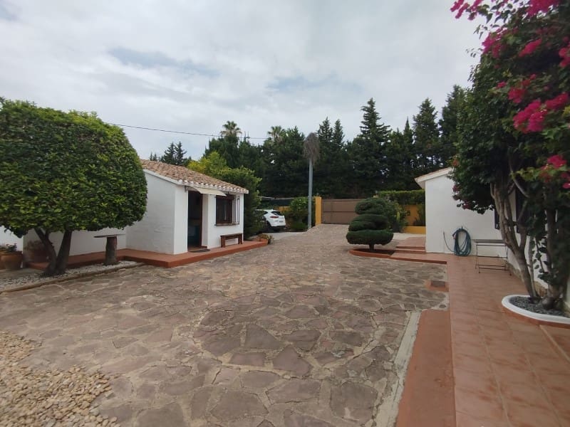 4 soverom Villa til salgs i Denia med svømmebasseng garasje - € 620 000 (Ref: 10048955)