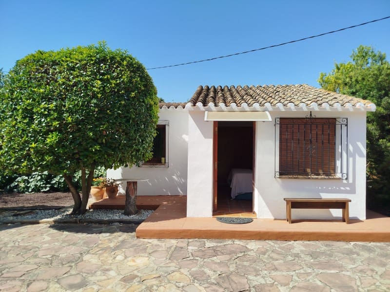 4 bedroom Villa for sale in Denia with pool garage - € 620,000 (Ref: 10048955)