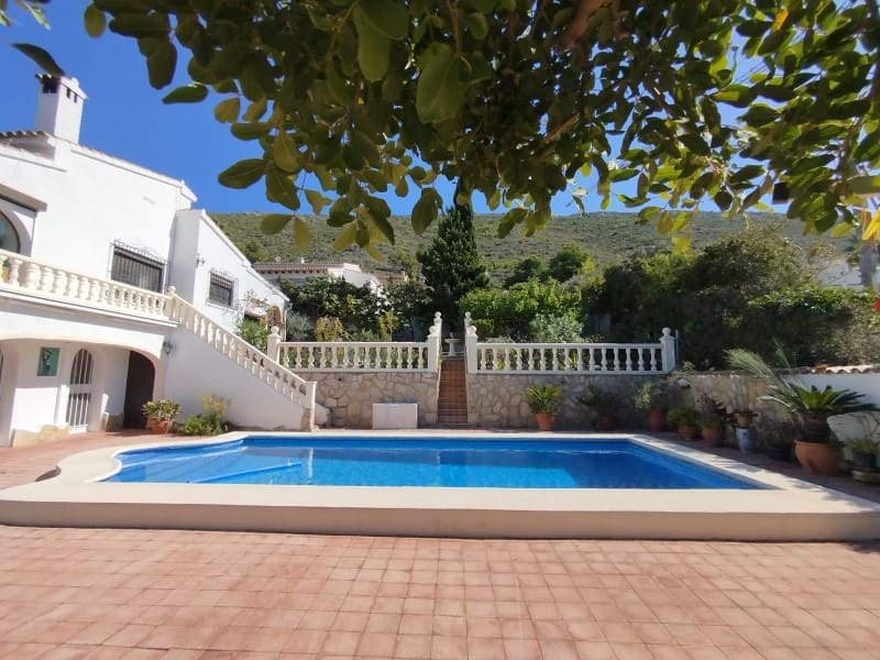 4 slaapkamer Villa te koop in Javea / Xabia met zwembad garage - € 629.000 (Ref: 10115623)