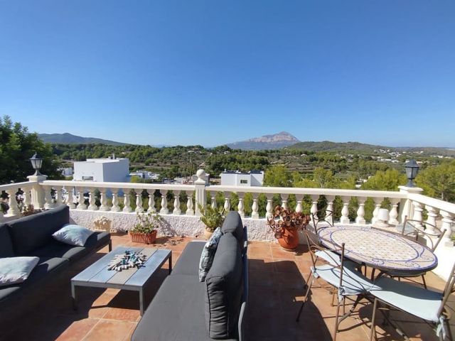 4 makuuhuone Huvila myytävänä paikassa Cap Martí - El Tossalet - Pinomar, Javea / Xàbia mukana uima-altaan 
autotalli - 629 000 € (Ref: 10115623)