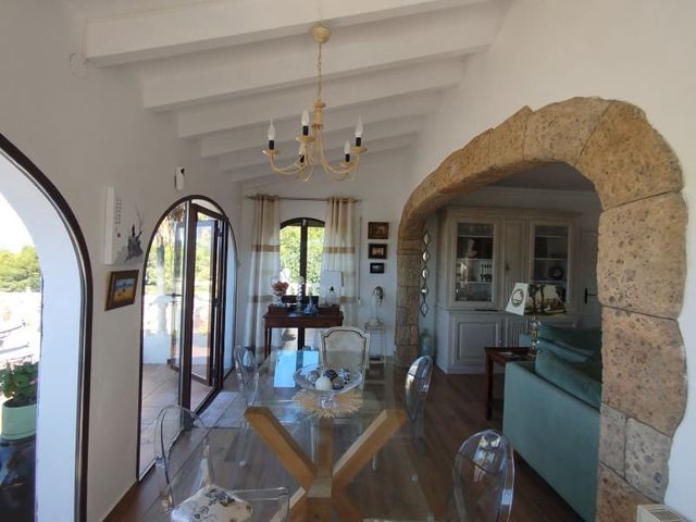 4 makuuhuone Huvila myytävänä paikassa Cap Martí - El Tossalet - Pinomar, Javea / Xàbia mukana uima-altaan 
autotalli - 629 000 € (Ref: 10115623)