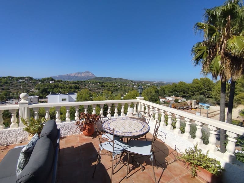 4 slaapkamer Villa te koop in Javea / Xabia met zwembad garage - € 629.000 (Ref: 10115623)