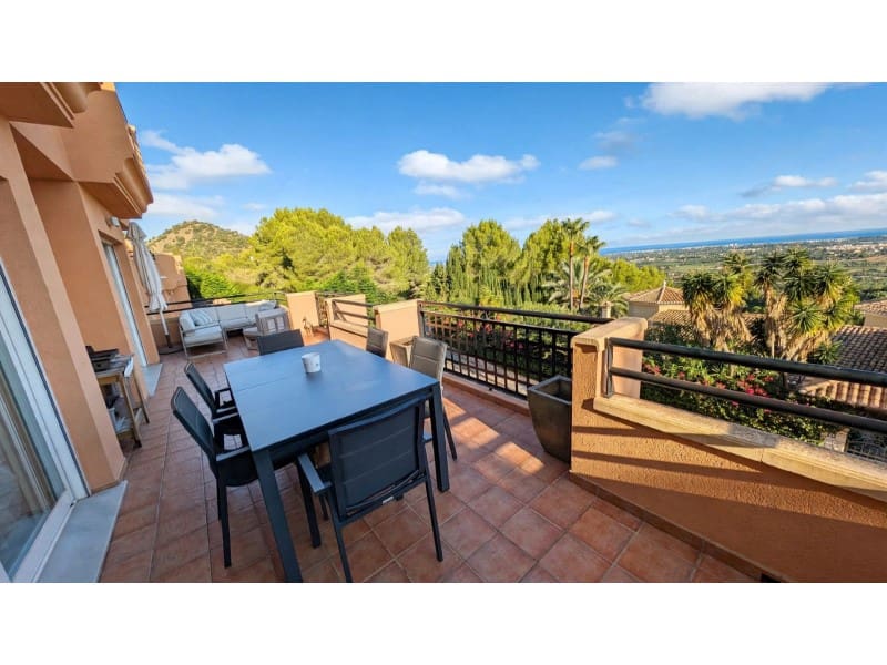 2 Zimmer Apartment zu verkaufen in Pedreguer mit Pool Garage - 265.000 € (Ref: 10182927)
