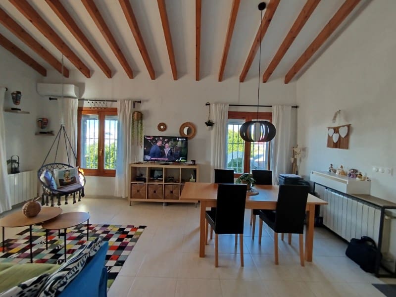 2 bedroom Villa for sale in Denia with pool garage - € 450,000 (Ref: 9491728)